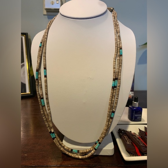 Shell/bead necklace - Picture 5 of 5